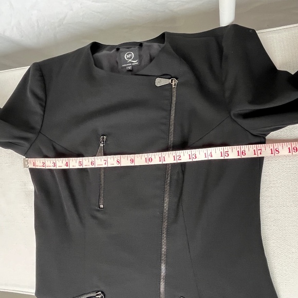 Alexander McQueen (42 IT) asymmetrical, wool long jacket, black, zippers, EUC. - Picture 13 of 16